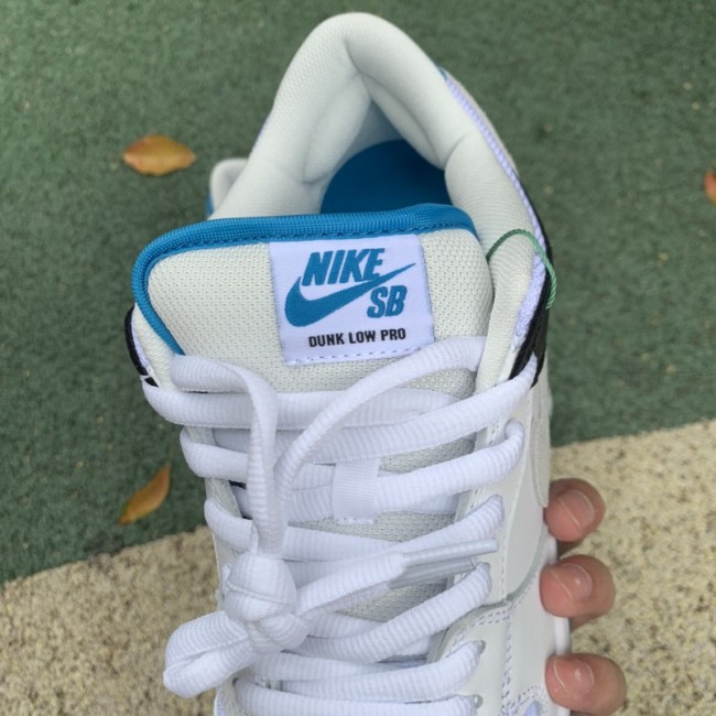 Nike SB Dunk Low Laser Blue