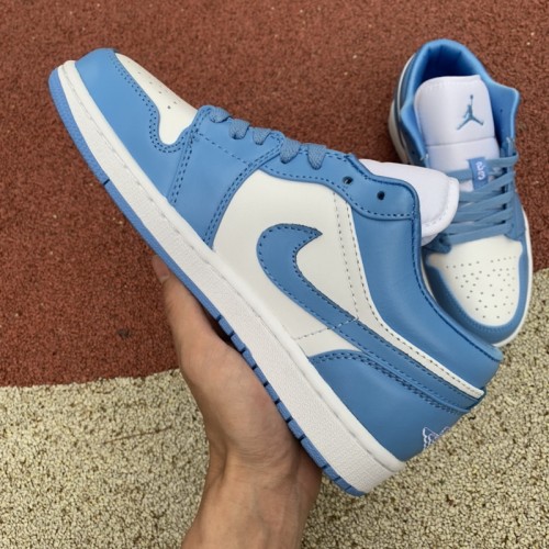 Air Jordan 1 Retro Low UNC