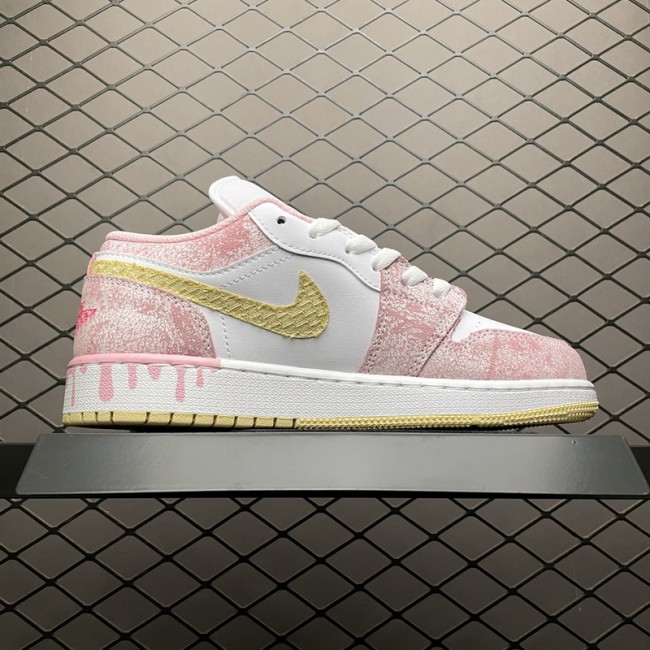 Air Jordan 1 Retro Low Shoes