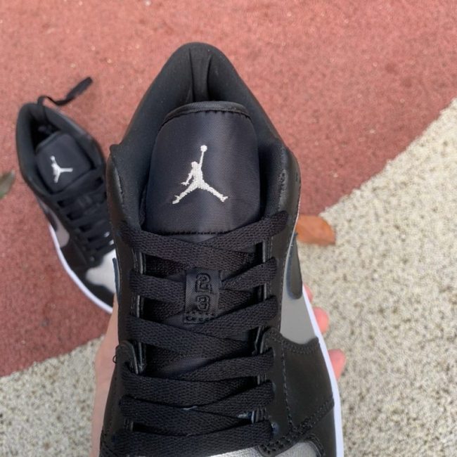 Air Jordan 1 Retro Low SE Black Metallic Silver