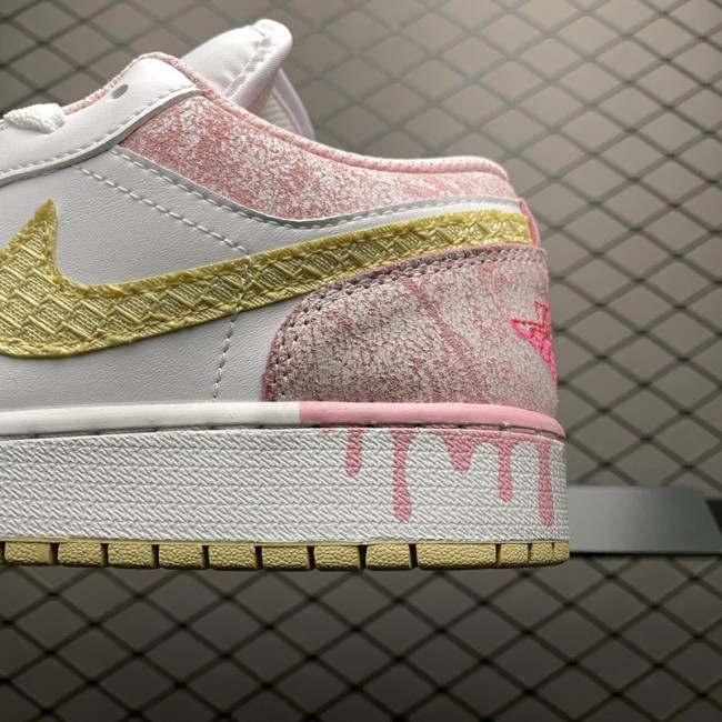 Air Jordan 1 Retro Low Shoes