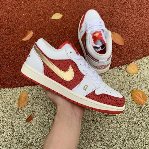 Air Jordan 1 Retro Low Spades