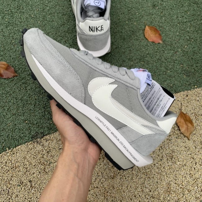 Nike LD Waffle SF sacai Fragment Grey