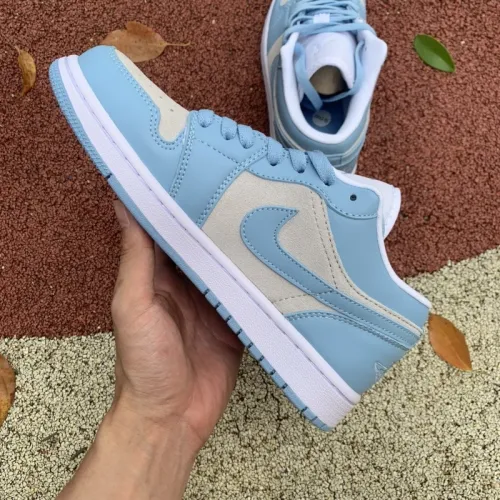 Air Jordan 1 Retro Low Football Grey Aluminum