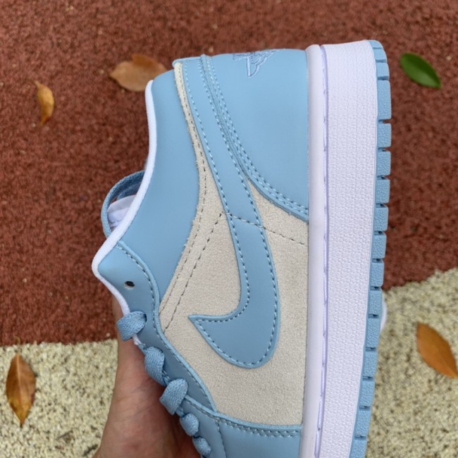 Air Jordan 1 Retro Low Football Grey Aluminum