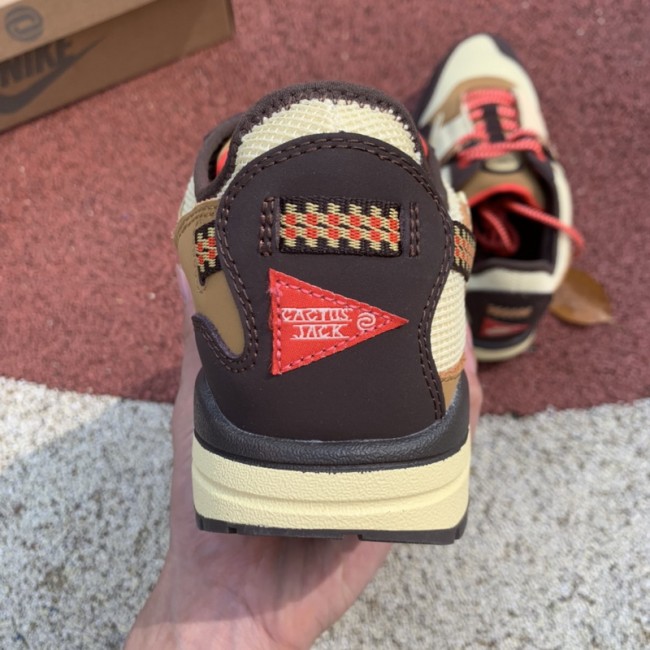 Travis Scott x Air Max 1