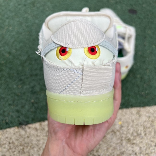 Nike Dunk SB Low “Mummy”