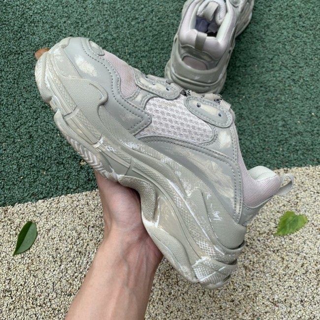 Balenciaga Triple S 