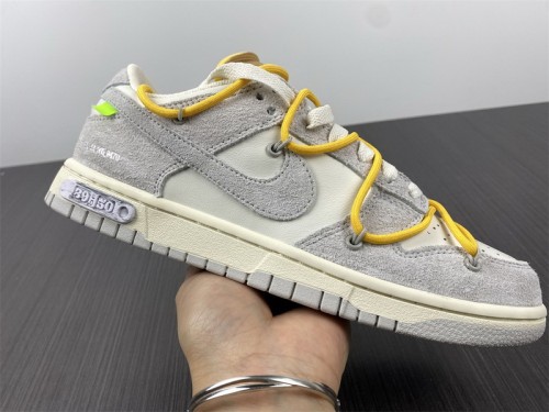 Off-White™ x Nike SB Dunk Low The 39