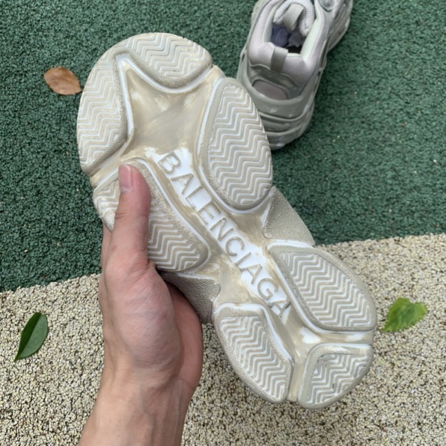 Balenciaga Triple S 