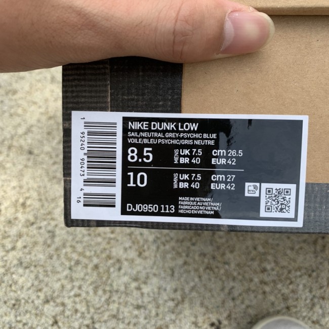 Off-White™ x Nike SB Dunk Low The 38