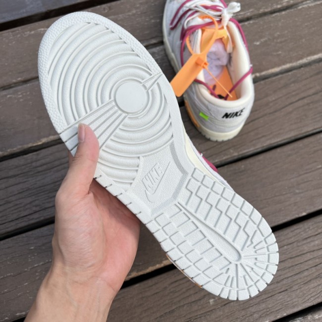 Off-White™ x Nike SB Dunk Low The 35