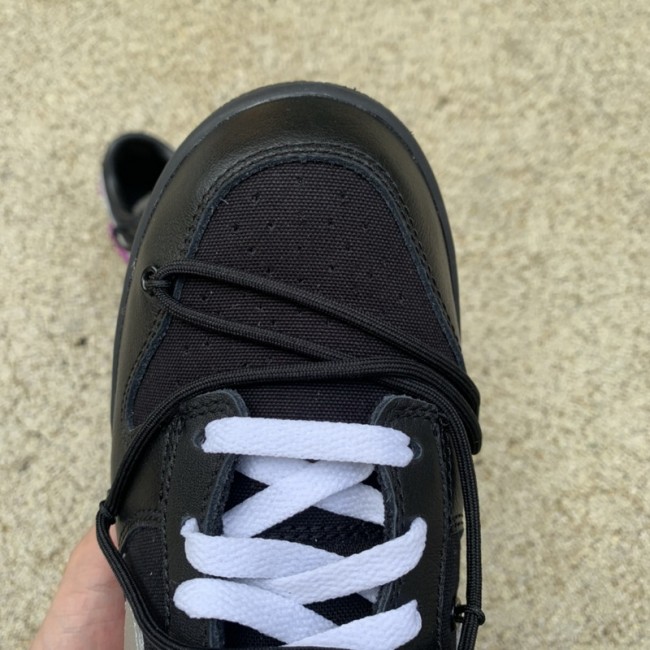 Off-White x Nike Dunk Low