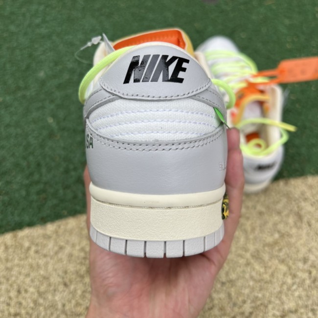 Off-White™ x Nike SB Dunk Low The 43