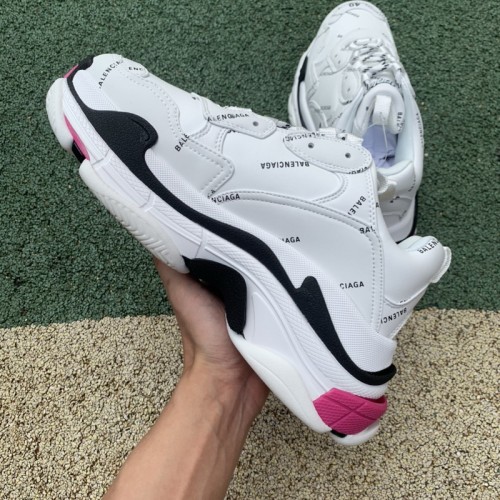 Balenciaga Triple S 