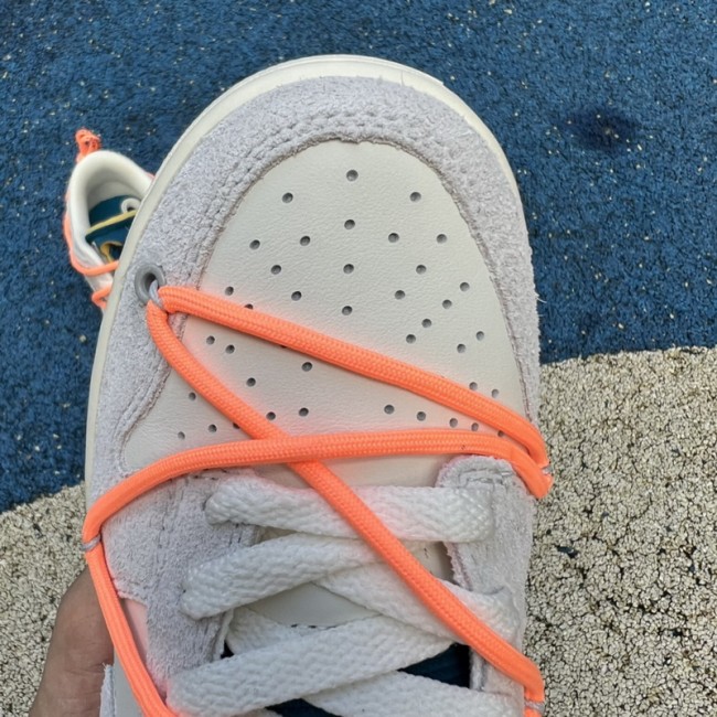 Off-White™ x Nike SB Dunk Low The 19