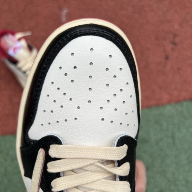 Air Jordan 1 Retro Low X Travis Scott
