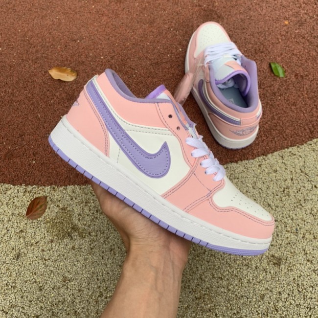 Air Jordan 1 Retro Low SE Arctic Punch
