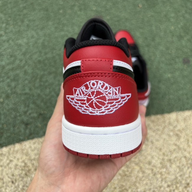 Air Jordan 1 Retro Low Bred Toe