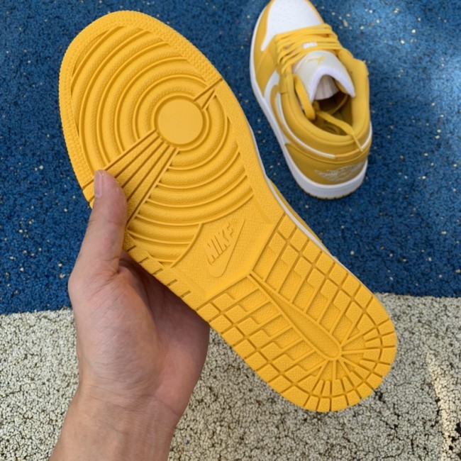Air Jordan 1 Retro Low Pollen