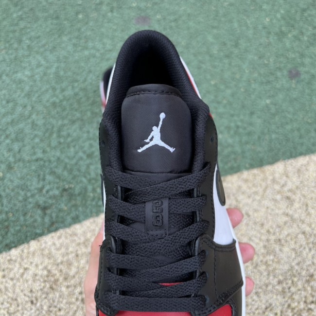 Air Jordan 1 Retro Low Bred Toe