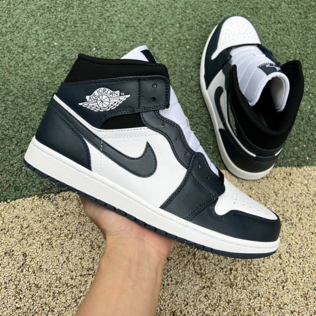 Air Jordan 1 Mid Armory Navy