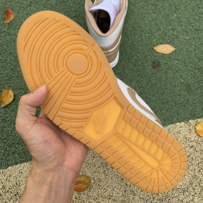 Air Jordan 1 Mid Tan Gum