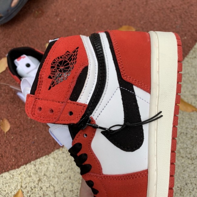 Air Jordan 1 Retro Switch  Light Smoke Grey