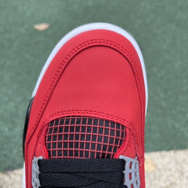 Air Jordan 4 Retro Toro Bravo