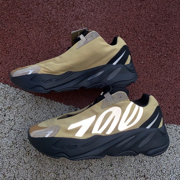Yeezy Boost 700 MNVN Honey Flux