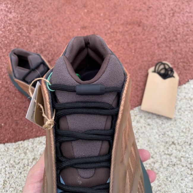 Adidas Yeezy 700 V3 Shoes