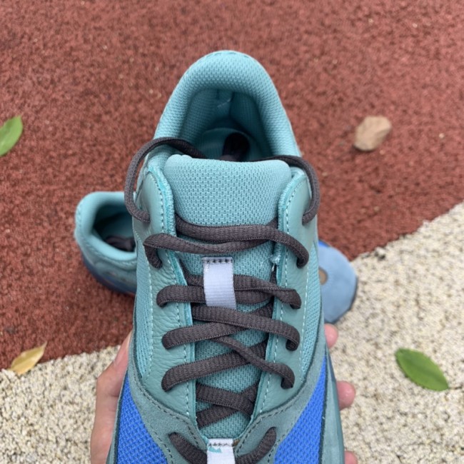 Yeezy Boost 700 Sea Blue