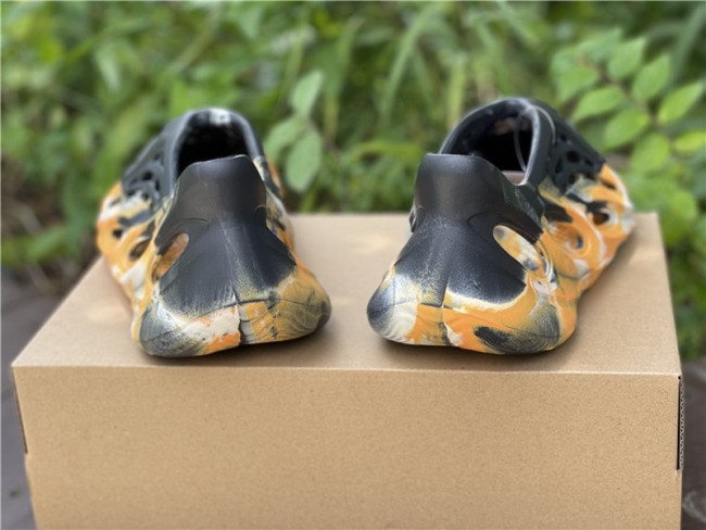 Yeezy Foam RNNR (2) GV7904