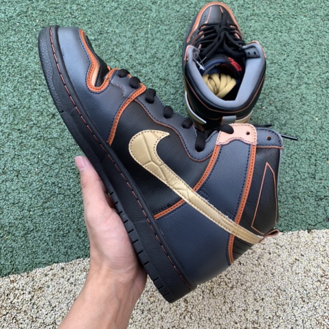 Nike SB Dunk High RX-0 Unicorn Gundam 02 Banshee