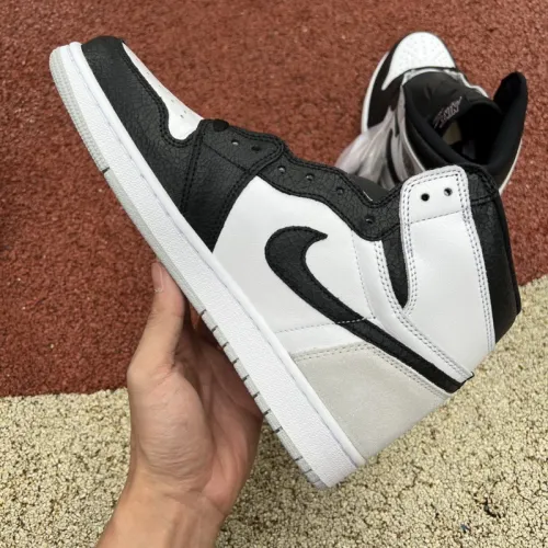 Air Jordan 1 Retro High Shadow
