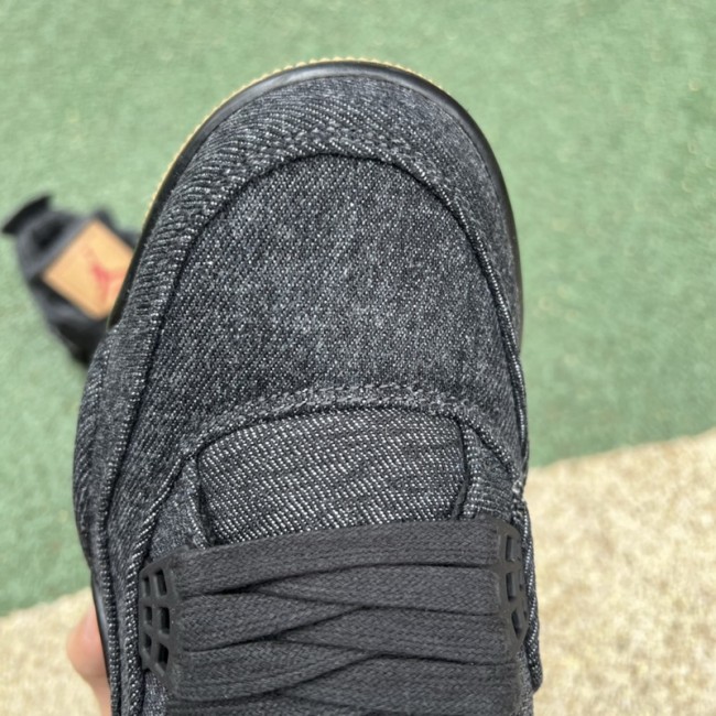 Air Jordan 4 Retro Levi's Black