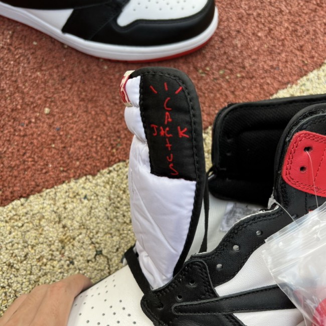 Travis Scott x Air Jordan 1 Retro