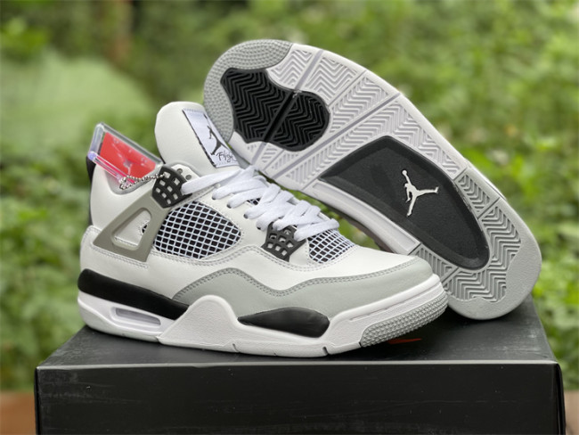 Air Jordan 4 “Military Black” GS