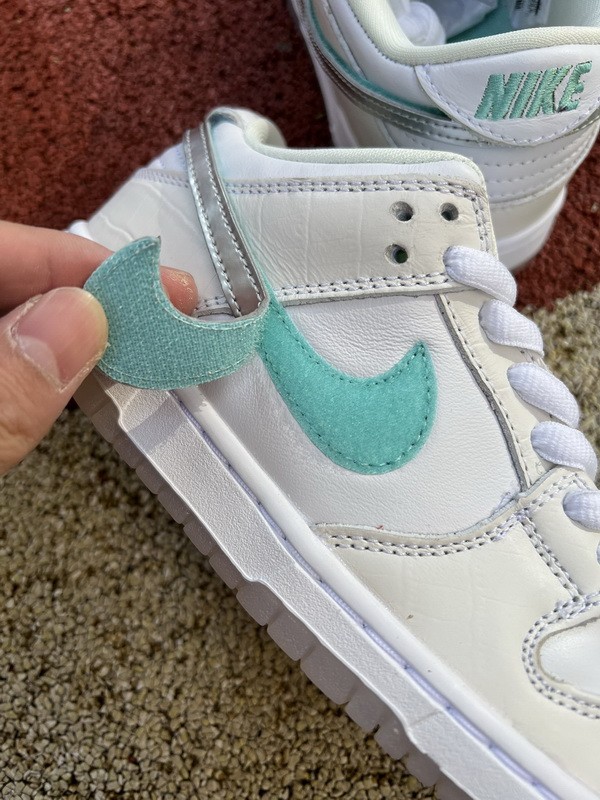 Nike SB Dunk Low Diamond Supply Co White Diamond