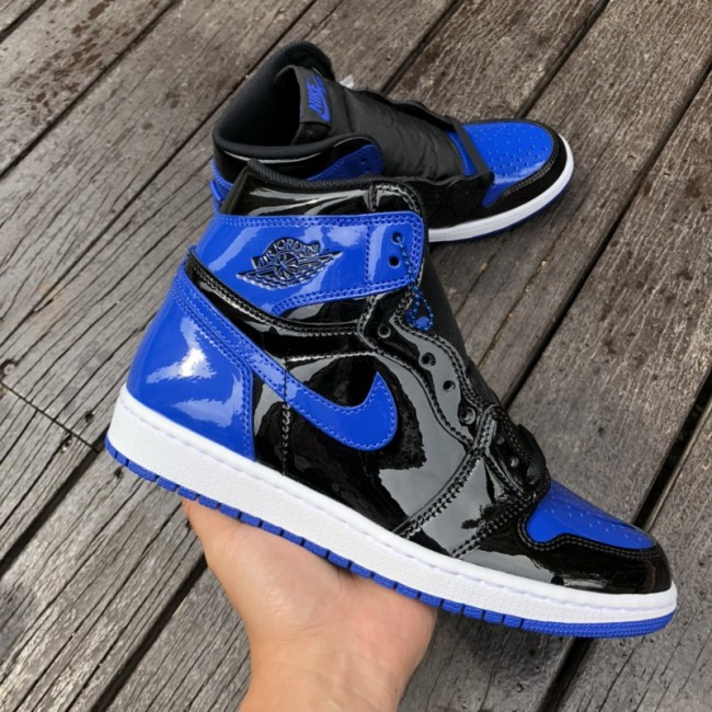 Air Jordan 1 Retro High OG Patent Royal