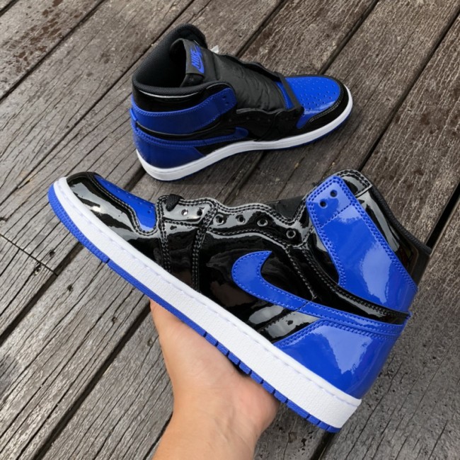 Air Jordan 1 Retro High OG  Patent Royal