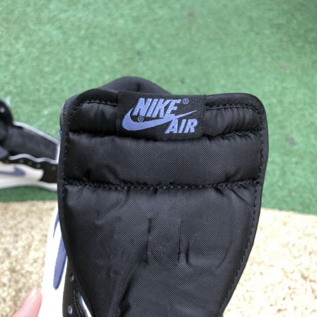 Air Jordan 1 Retro High Blue Moon
