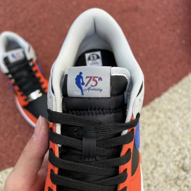 Nike Dunk Low EMB NBA 75th Anniversary Knicks