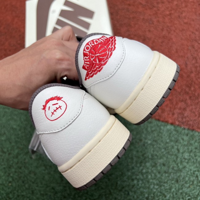 Air Jordan 1 Retro Low X Travis Scott Reverse Mocha