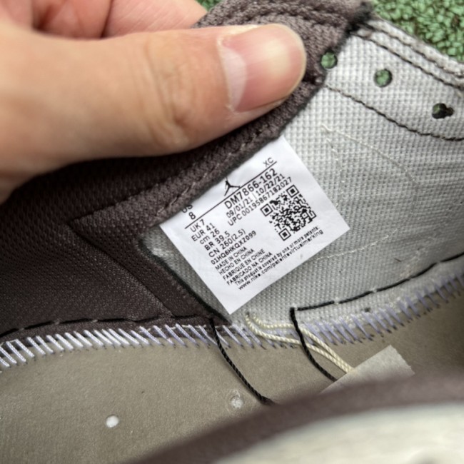 Air Jordan 1 Retro Low X Travis Scott Reverse Mocha