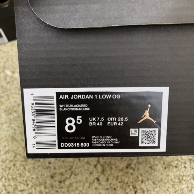 Air Jordan 1 Retro Low Chicago