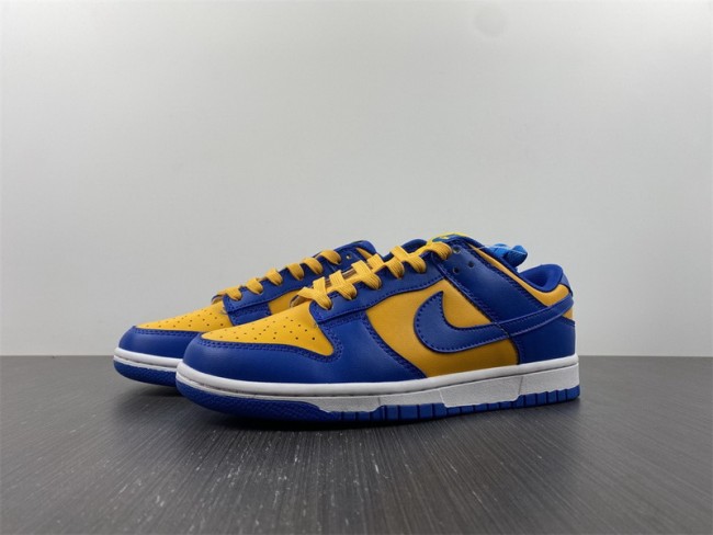 Nike Dunk Low UCLA