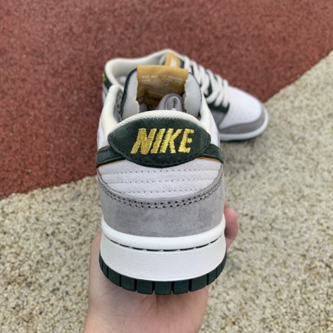 Otomo Katsuhiro x Nike SB Dunk Low “Steamboy OST”