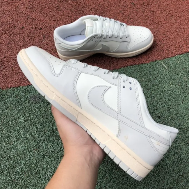 Nike Dunk Low Sail Light Bone