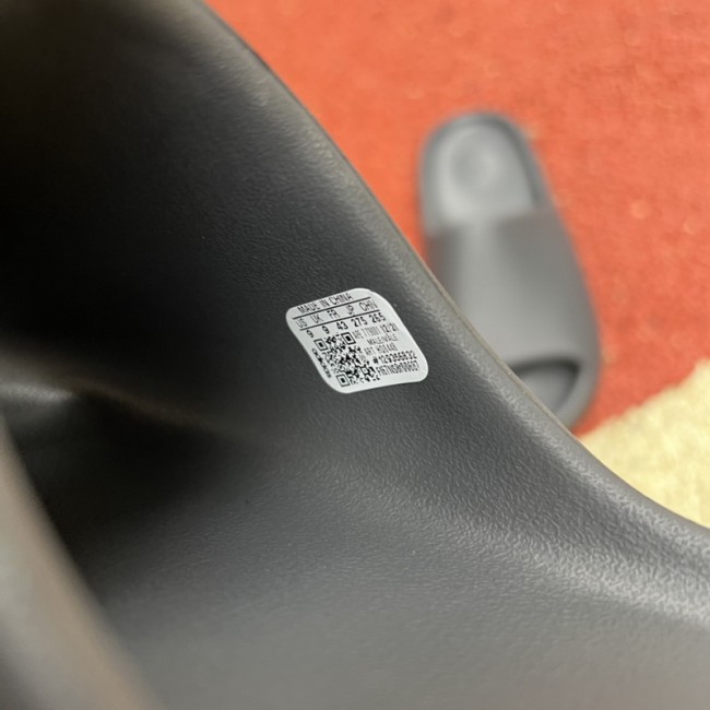 Yeezy Slide Onyx HQ6448